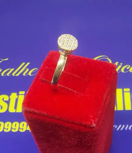 Anel Chuveirinho Diamantes 1 mm Peso 1.10 Gramas Ouro 18 Kilates