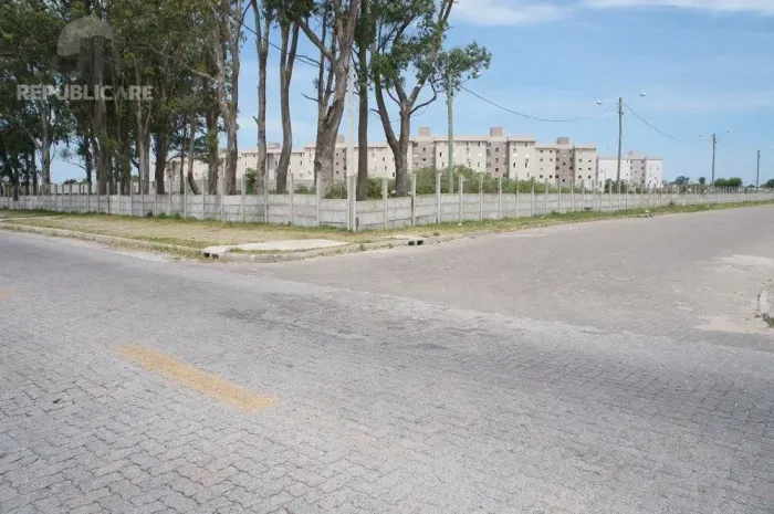 Terreno de esquina 24.630M