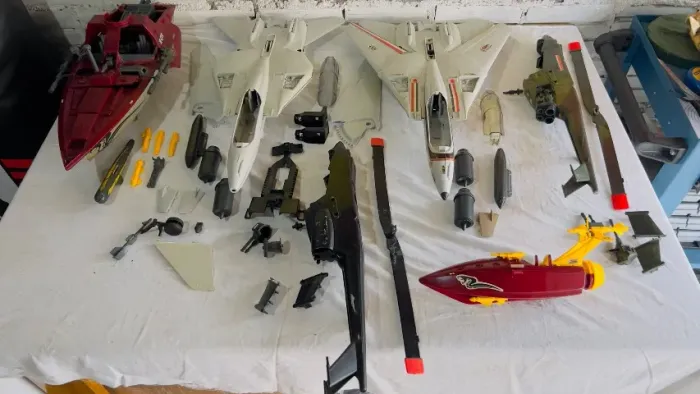 Lote Peças comandos em ação Gi joe 2 caças bombardeiro / 2 Jetcoptero/1 hidrojato /1 lan