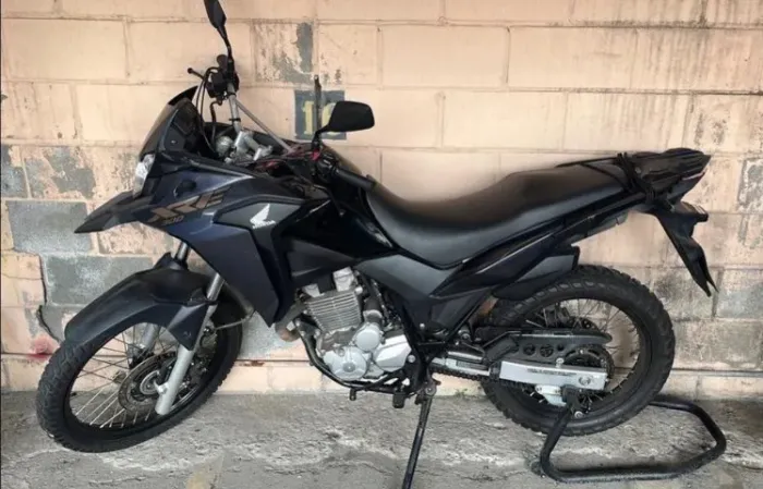 VENDO XRE300 ABS 2023 PARCELADA