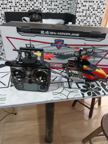 Helicóptero v913