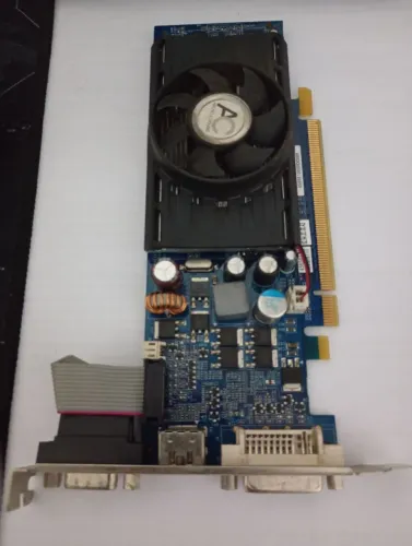 Placa de vídeo Geforce 9500 GT.