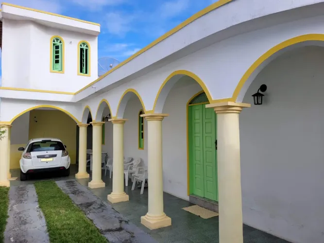 Vendo casa com 5 quartos em Itaberaba