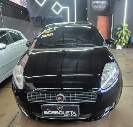 Fiat Punto Essence 1.6 Flex 16V 5P 2011