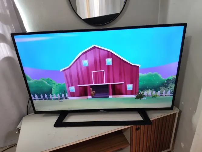 TV 43 POL. SMART WI-FI.