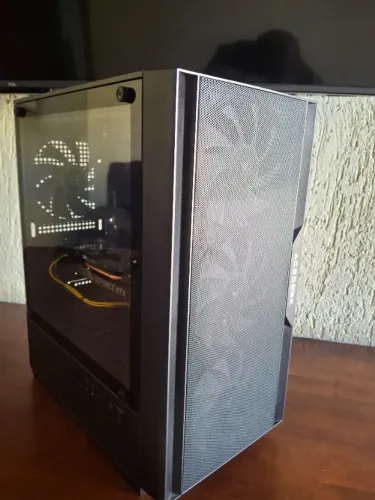 PC Gamer RTX 5050 8GB