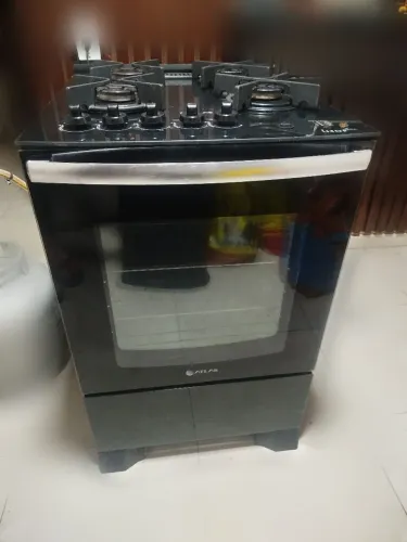 Fogão conservado 