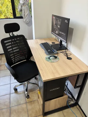 Vendo PC Completo + Monitor Samsung 24 + Mesa + Cadeira | Estado de Novo