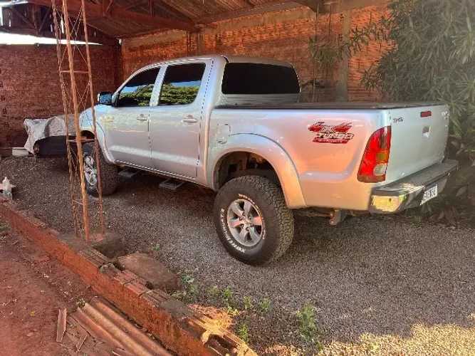 Toyota Hilux CD SRV D4-d 4X4 3.0 TDI Diesel AUT 2009