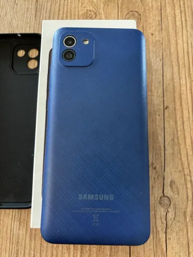 Samsung galaxy A03