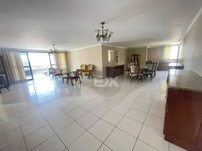 Apartamento proximo a Beira Mar com 4 dormitórios à venda, 305 m² por R$ 2.000.000 - Meire
