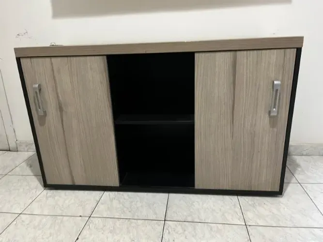 Balcão Armário Baixo de Escritório Aparador Credenza Amadeirado Usado BH