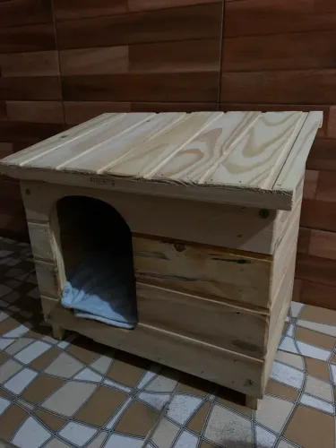 Casinha de madeira pet
