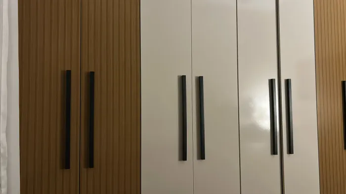 Guarda roupa casal 8 portas semi novo - SOMENTE VENDA