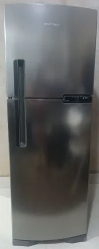 Vende-se está geladeira Brastemp inox