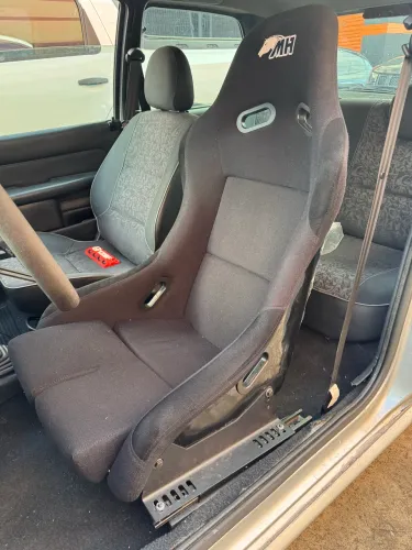 Banco Concha Metal Horse G