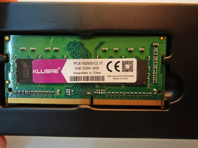 Memóriam RAM 4GB DDR4 2400MHz