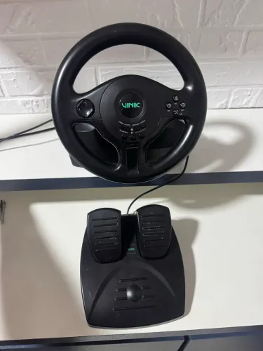 Volante gamer novo