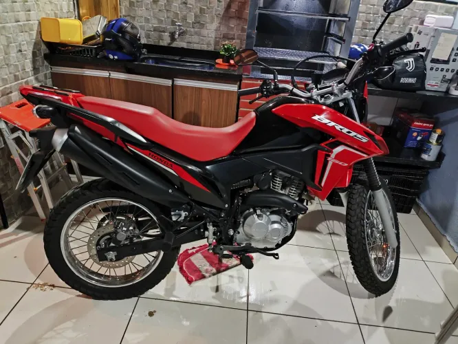 Moto Bros 160 novinha