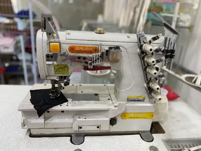 Máquina de Costura Industrial Galoneira Siruba