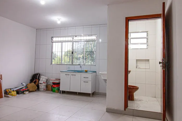 Sala comercial na Rua Sabiá-Laranjeira, 845 - 5 salas 190 m²