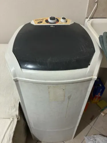 Tanquinho de lavar roupa Eletrolux