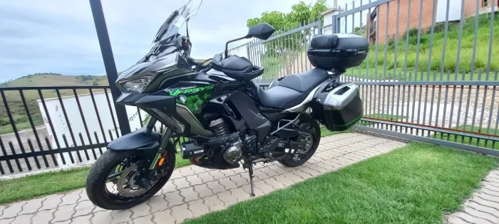 Kawasaki Versys 1000 GT 2022