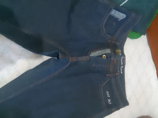 To vendendo calça jeans tamanho 42 High Vision  original  to vendendo baratinho sai rápido