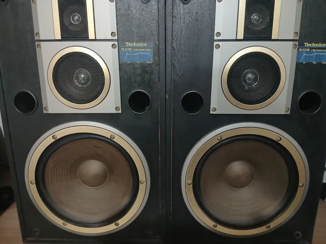 Par de caixas tecnichs sb g210b alto falantes em perfeito estado!