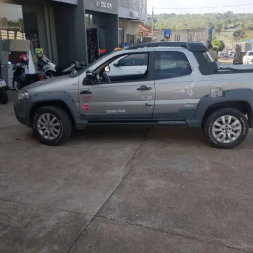 Fiat Strada Adventure1.8/ 1.8 Locker Flex CD 2016
