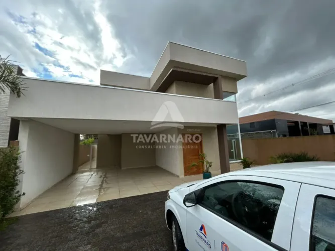 Sobrado Condomínio em Ponta Grossa