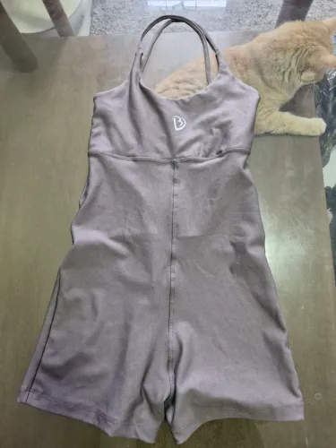 Roupa de academia tamanho  p