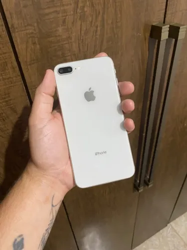 IPHONE 8 PLUS