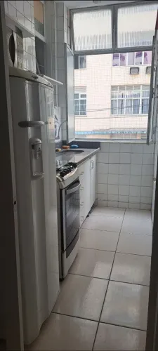ALUGUEL QUARTO/SALA NO CENTRO DE GUARAPARI (KITNET)