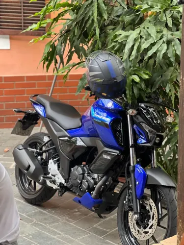 Fz15 2025