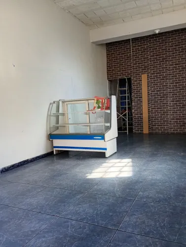 Balcão seco super conservado