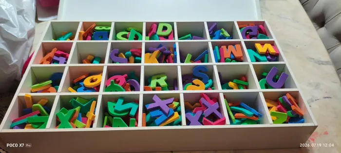 Caixa Alfabetizadora com Letras em Eva