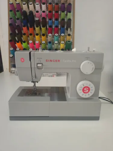 Máquina de Costura Singer Facilita Pro 4423 23 Pontos