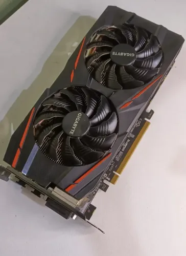 Placa de video, rx 570 4gb