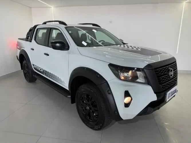 Nissan Frontier Attac.cd 4X4 2.3 Bi-TB Die. AUT 2025