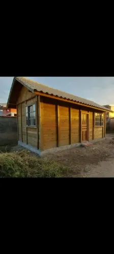 Alugo Casa