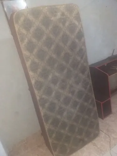 Cama box de solteiro