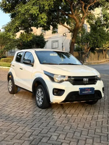 Fiat Mobi Like 1.0 Fire Flex 5P. 2022