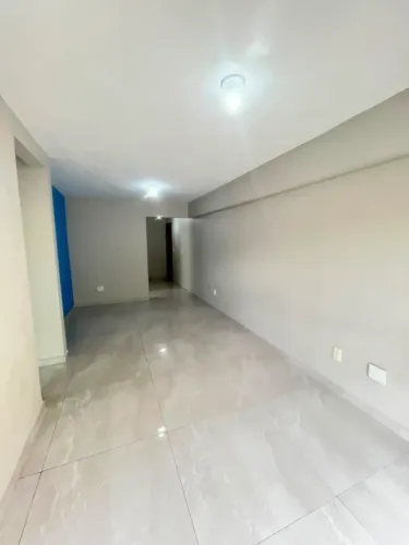 Apartamento para alugar em Jardim Sulacap 2 quartos, varanda e vaga