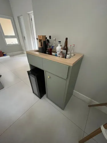 Aparador com Adega e Bar