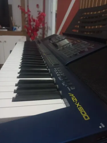 Teclado Casio mz x500