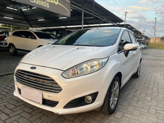 Ford Fiesta 1.6 16V Flex Mec. 5P 2016