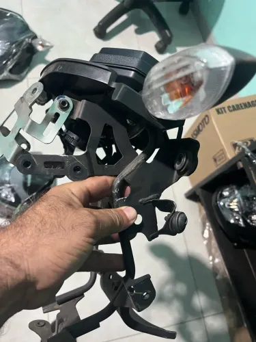 Aranha do farol Yamaha Lander 250