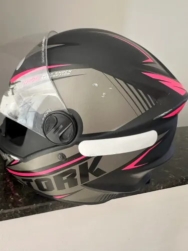 Capacete
