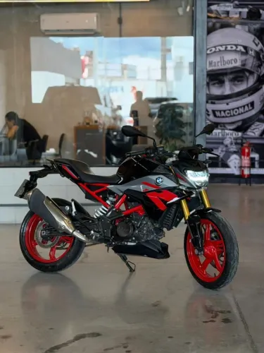 BMW G 310 R 310cc - 2025